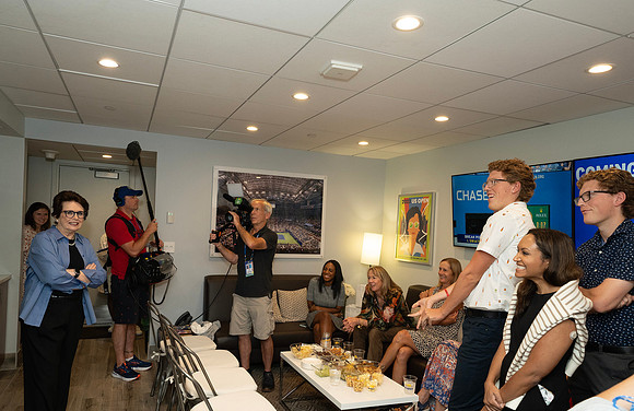 FM_DONNELLY_AWARDS_USO_2024_011