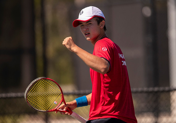 SM_GAUNTLETT_HKG_D1_JR_DAVIS_2019_001