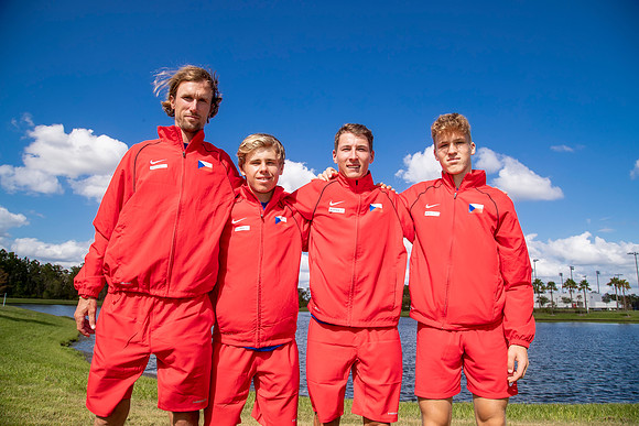 SM_TEAM_CZECH_REPUBLIC_JR_DAVIS_2019_003