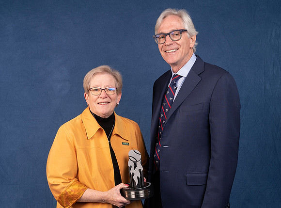FM_BARBARA_WILLIAMS_SERVICE_AWARD_AMC_2023_003