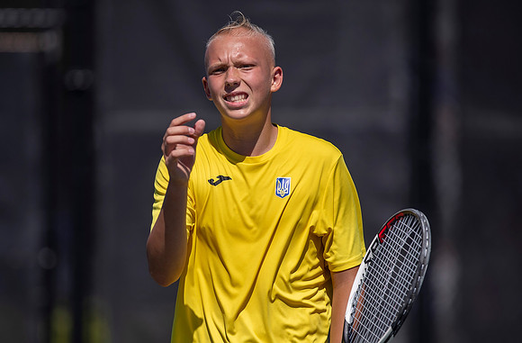 SM_MOSSUR_UKR_D1_JR_DAVIS_2019_003