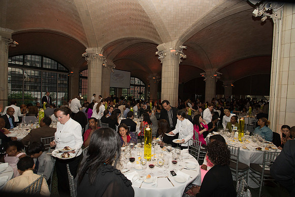 SM_HARLEM_JR_TENNIS_CELEBRATION_DINNER_2013_111