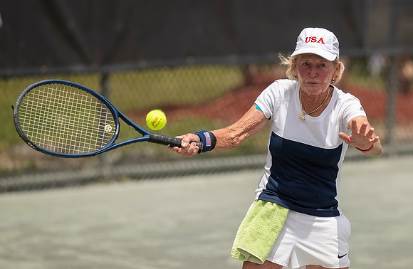 FM_W80_DORIS_HART_CUP_ANDERSON_ITFSUPERSENIORS2022_003