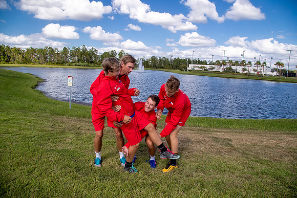 SM_TEAM_CZECH_REPUBLIC_JR_DAVIS_2019_004