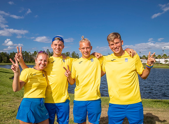 SM_TEAM_UKRAINE_JR_DAVIS_2019_004