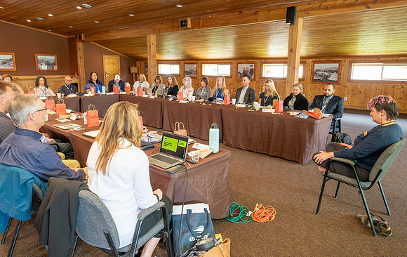 FM_FRIDAY_MEETINGS_INTMTN2023_007