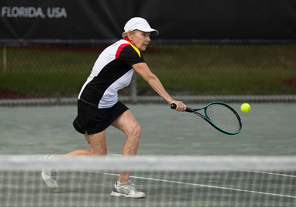 FM_W80_DORIS_HART_CUP_ORTH_ITFSUPERSENIORS2022_005