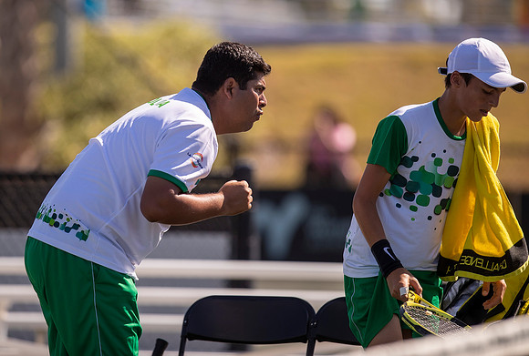 SM_MORON_BOL_D1_JR_DAVIS_2019_001