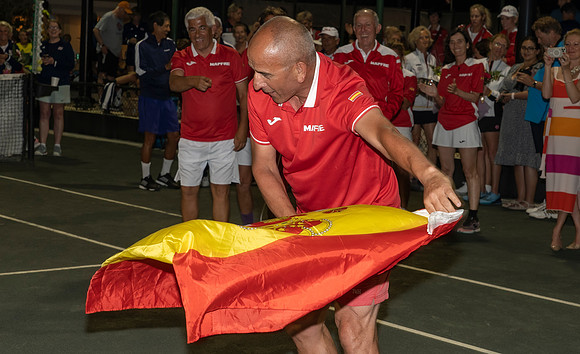 FM_VON_CRAMM_CUP_MEDAL_CEREMONY_ITFSENIORS2022_08