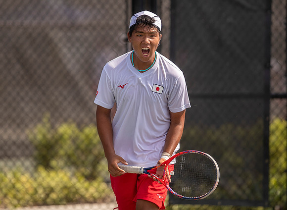SM_ISOMURA_JPN_D3_JR_DAVIS_2019_004