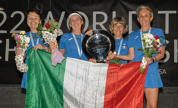 FM_MAUREEN_CONNOLLY_CUP_MEDAL_CEREMONY_ITFSENIORS2022_12
