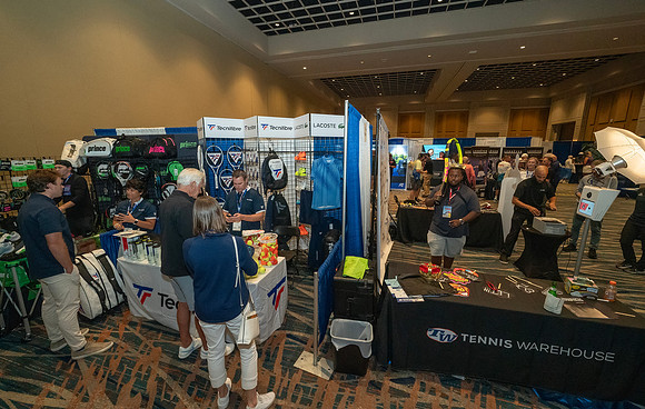 FM_MERCHANDISE_TRADE_SHOW_USPTA2023_090