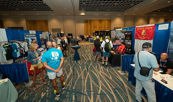FM_MERCHANDISE_TRADE_SHOW_USPTA2023_094