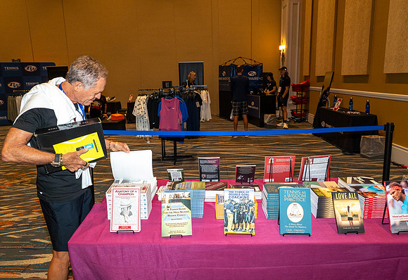 FM_REGISTRATION_PROSHOP_USPTA2023_007
