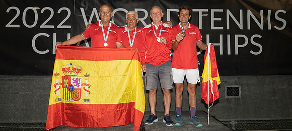 FM_VON_CRAMM_CUP_MEDAL_CEREMONY_ITFSENIORS2022_12