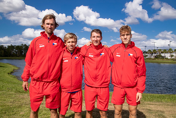 SM_TEAM_CZECH_REPUBLIC_JR_DAVIS_2019_001