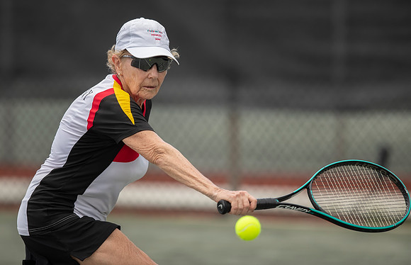 FM_W80_DORIS_HART_CUP_ORTH_ITFSUPERSENIORS2022_002