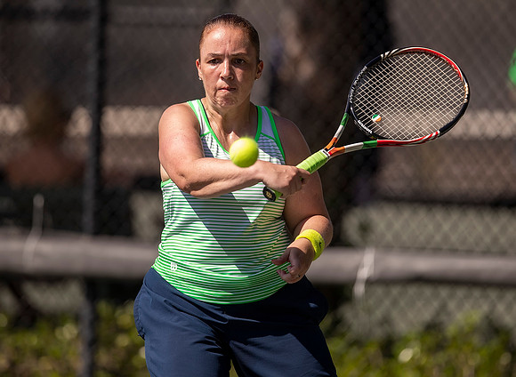 SM_YOUNG_SENIORS_LINDA_LAWLOR_W40_D3_MIA2019_004