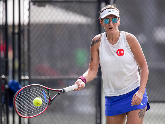 SM_YOUNG_SENIORS_DENIZ_UYSAL_W40_D1_MIA2019_001