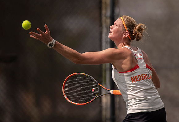 SM_YOUNG_SENIORS_CAROLINE_DE_VRIES_W40_D1_MIA2019_002