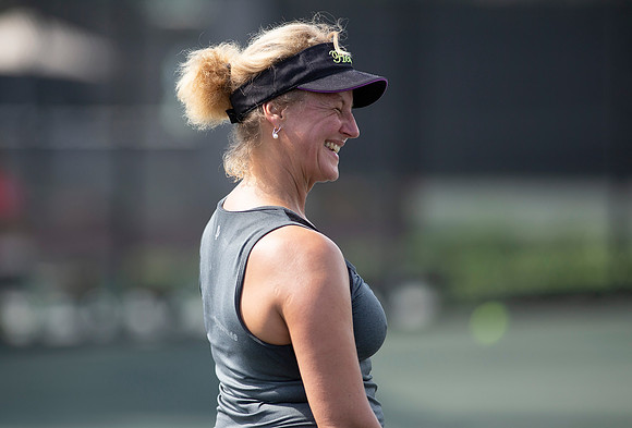 FM_YOUNG_SENIORS_IND_KERSTIN_PEICK_W45_D2_MIA2019_002