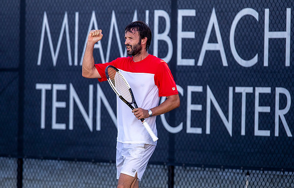 SM_YOUNG_SENIORS_IND_ROBERTO_MENENDEZ_FERRE_M40_D7_MIA2019_009