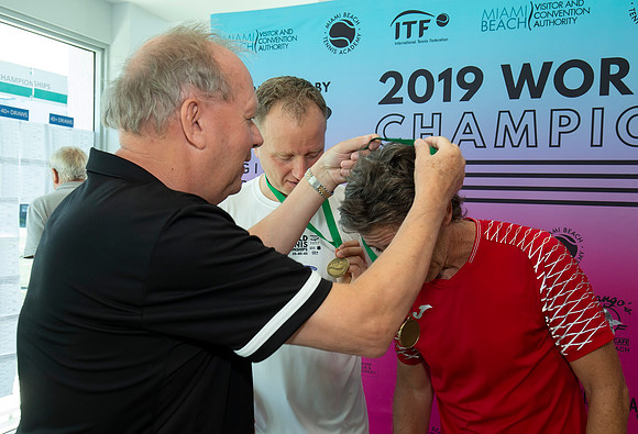 FM_YOUNG_SENIORS_IND_MEDAL_CEREMONY_D6_MIA2019_001
