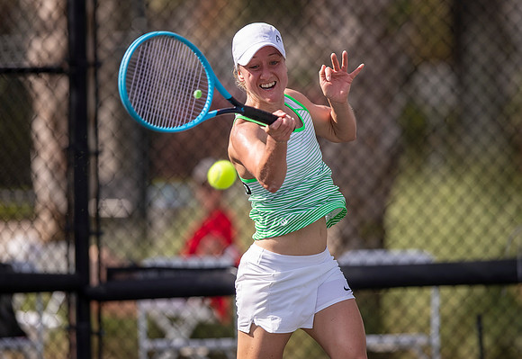 SM_YOUNG_SENIORS_KERRI_RUSSEL_W35_D1_MIA2019_003