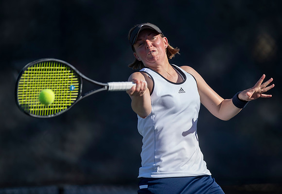 SM_YOUNG_SENIORS_CLAIRE_POWELL_W35_D2_MIA2019_001