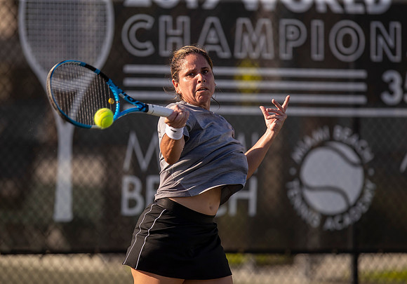SM_YOUNG_SENIORS_LAURA_BERNAL_W35_D2_MIA2019_008