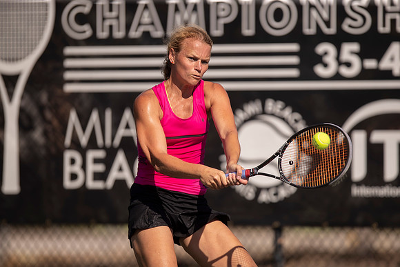 SM_YOUNG_SENIORS_MANON_KRUSE_W35_D2_MIA2019_002