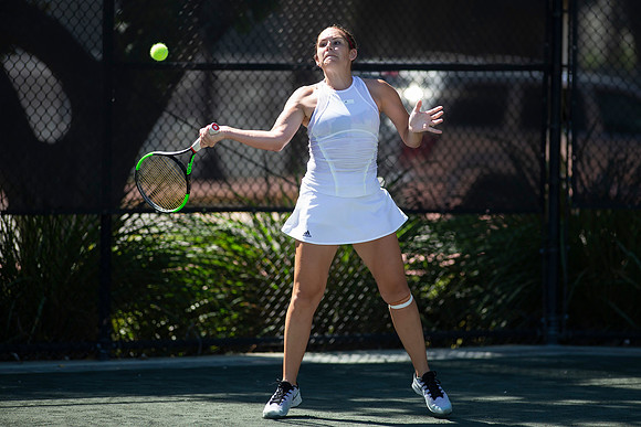 FM_YOUNG_SENIORS_KELLY_MCNABNEY_W35_D3_MIA2019_001