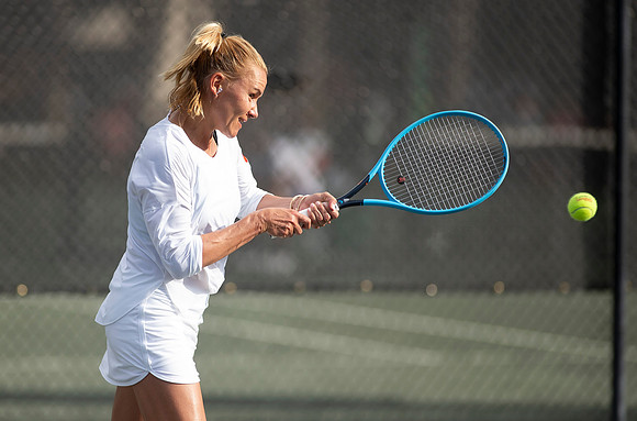 FM_YOUNG_SENIORS_ELENA_VOROPAEVA_W35_D5_MIA2019_001