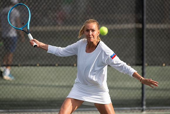 FM_YOUNG_SENIORS_ELENA_VOROPAEVA_W35_D5_MIA2019_005