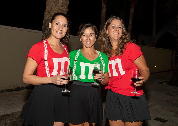 SM_YOUNG_SENIORS_BLOODY_BALL_MIA2019_001