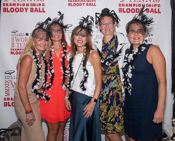 SM_YOUNG_SENIORS_BLOODY_BALL_MIA2019_015