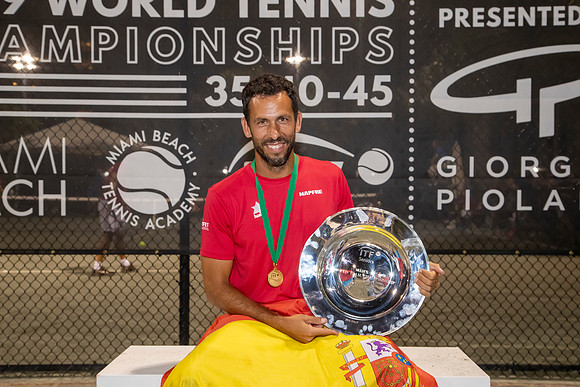 SM_YOUNG_SENIORS_MEDAL_CEREMONY_D6_MIA2019_026
