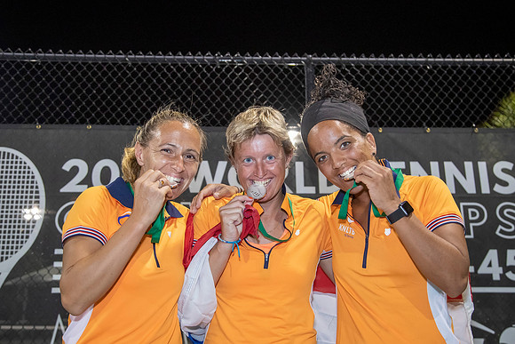 SM_YOUNG_SENIORS_MEDAL_CEREMONY_D6_MIA2019_032