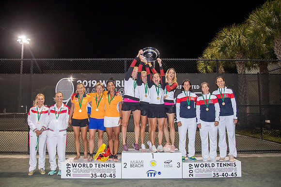 SM_YOUNG_SENIORS_MEDAL_CEREMONY_D6_MIA2019_036