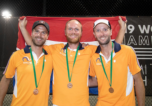 SM_YOUNG_SENIORS_MEDAL_CEREMONY_D6_MIA2019_045