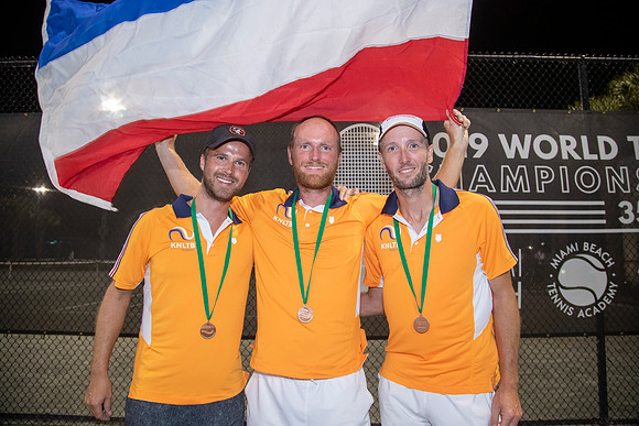 SM_YOUNG_SENIORS_MEDAL_CEREMONY_D6_MIA2019_047