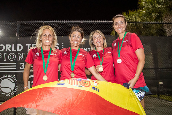 SM_YOUNG_SENIORS_MEDAL_CEREMONY_D6_MIA2019_062