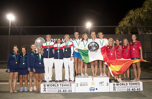 SM_YOUNG_SENIORS_MEDAL_CEREMONY_D6_MIA2019_066
