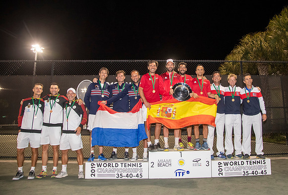 SM_YOUNG_SENIORS_MEDAL_CEREMONY_D6_MIA2019_079
