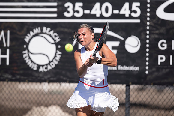 SM_YOUNG_SENIORS_IND_SILVIA_CHUDA_W35_D4_MIA2019_001