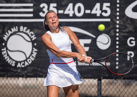SM_YOUNG_SENIORS_IND_SILVIA_CHUDA_W35_D4_MIA2019_002