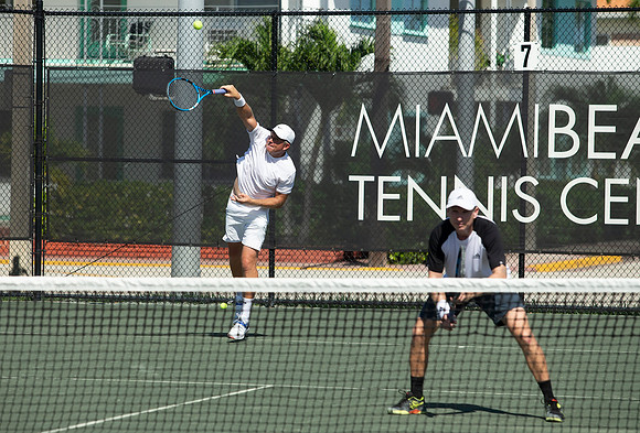 FM_YOUNG_SENIORS_IND_MCNAMARA_BREEN_MD40_D6_MIA2019_005