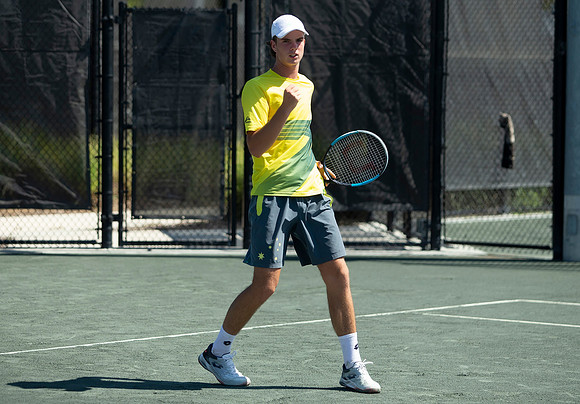 FM_WHITE_AUS_D1_JR_DAVIS_2019_002