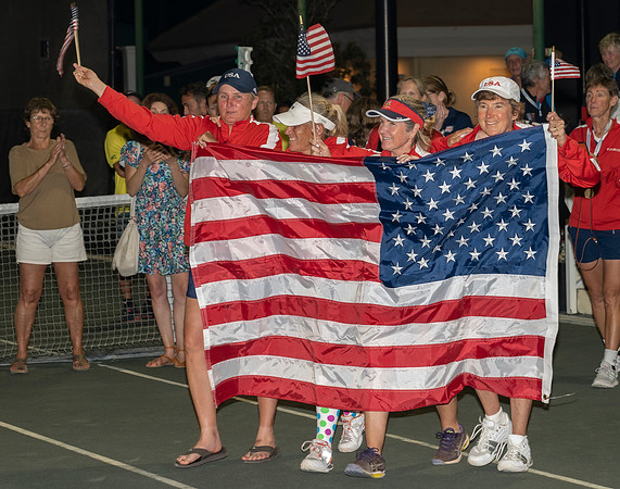 FM_MARIA_ESTHER_BUENO_CUP_MEDAL_CEREMONY_ITFSENIORS2022_11