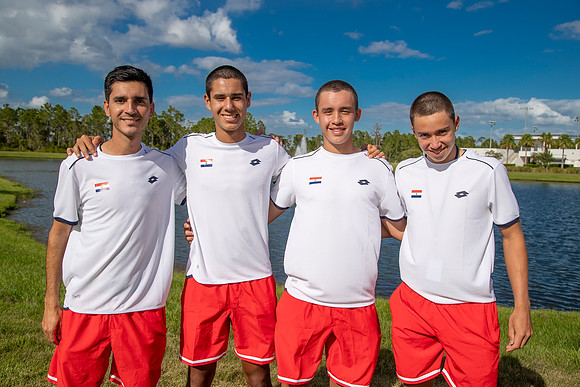SM_TEAM_PARAGUAY_JR_DAVIS_2019_001